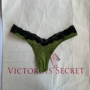 NWT Victoria’s Secret Panty Size XS